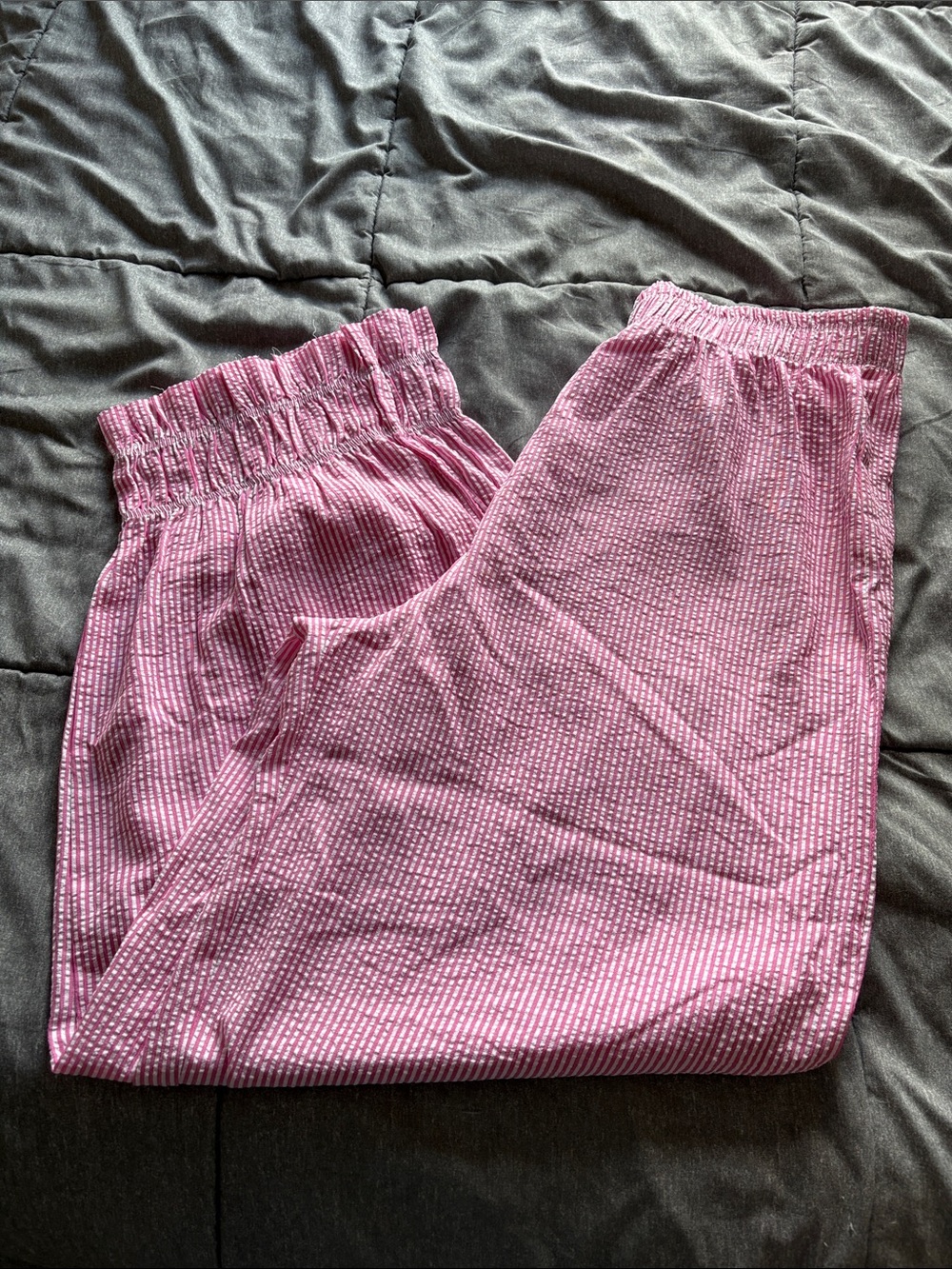 Pink Lily Pink Seersucker Elastic-Waist Joggers size large